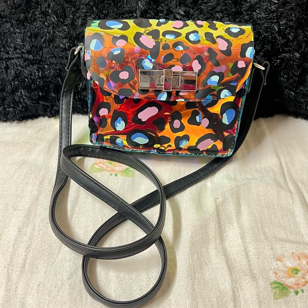 Small sling bag